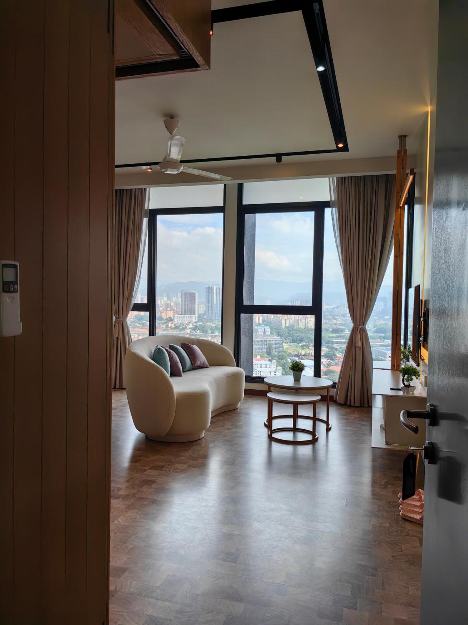 Expressionz Designer Suites Host By Aurora Premium Stay Kuala Lumpur Bagian luar foto