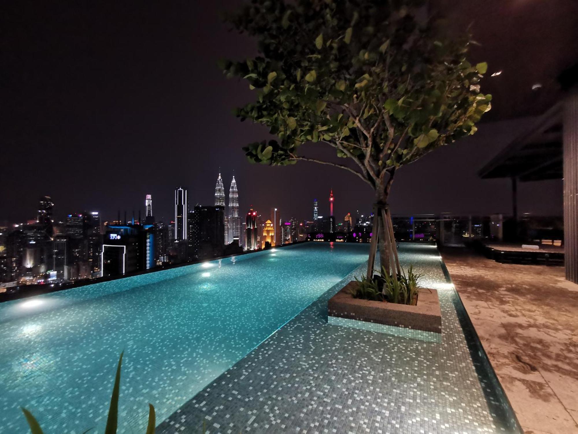Expressionz Designer Suites Host By Aurora Premium Stay Kuala Lumpur Bagian luar foto