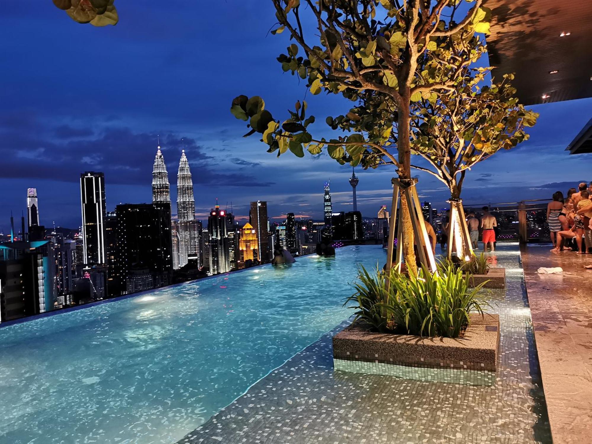 Expressionz Designer Suites Host By Aurora Premium Stay Kuala Lumpur Bagian luar foto