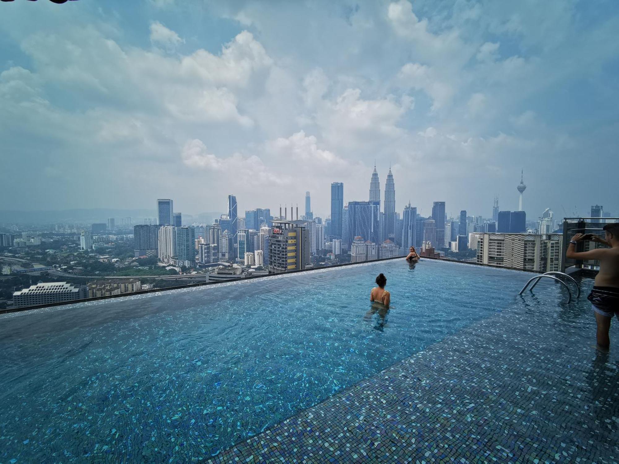 Expressionz Designer Suites Host By Aurora Premium Stay Kuala Lumpur Bagian luar foto