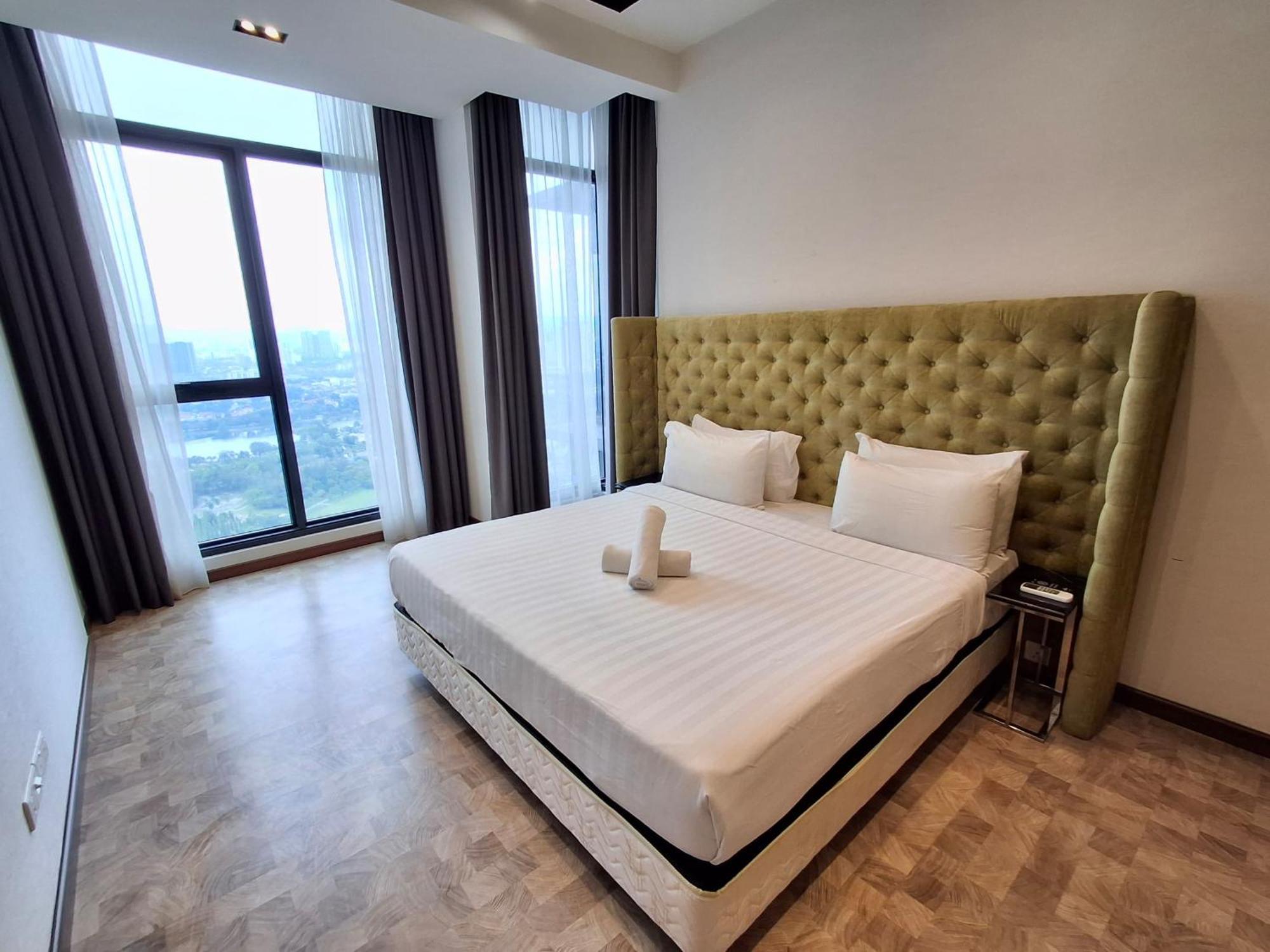Expressionz Designer Suites Host By Aurora Premium Stay Kuala Lumpur Bagian luar foto